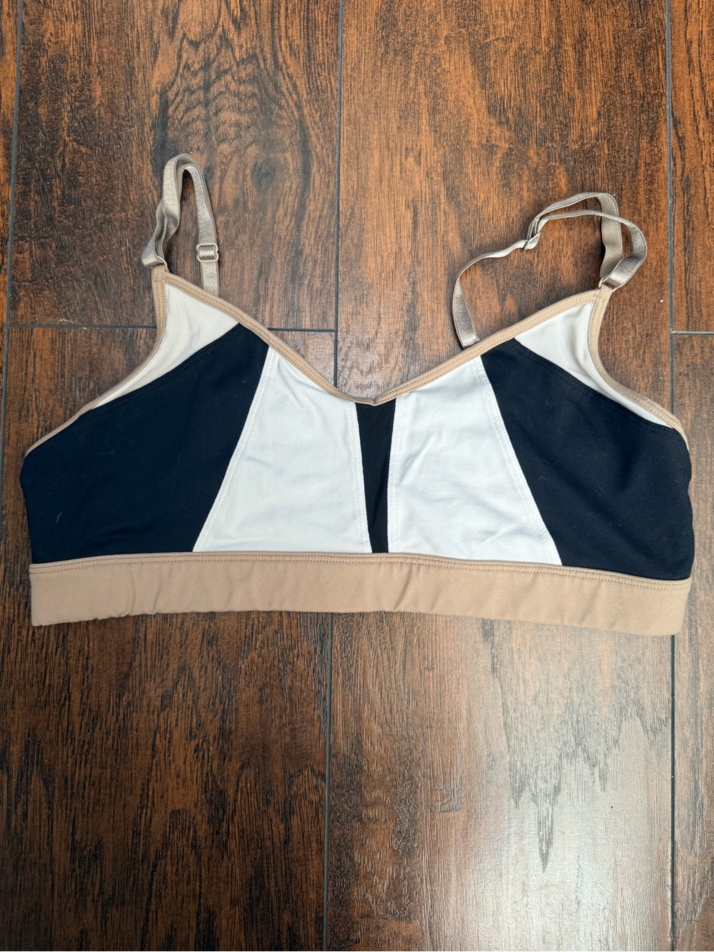 ALO Yoga Beige, Black & White Colorblock Sports Bralette